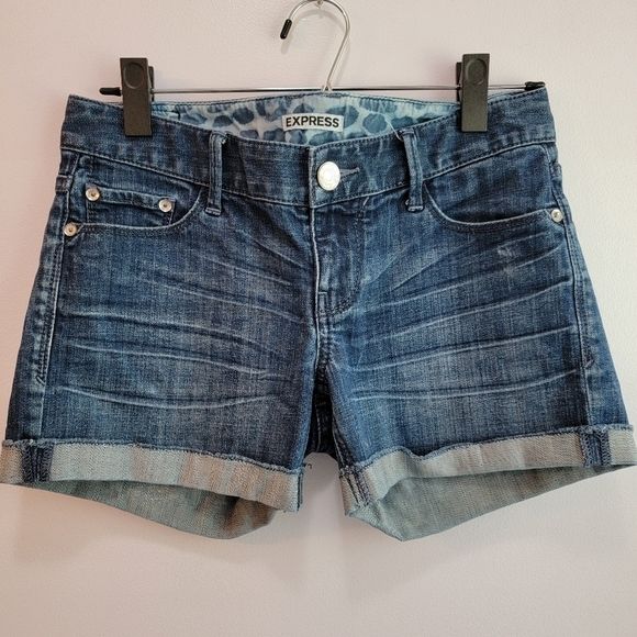 Express Pants - Express Cuffed Denim Shorts Size 0